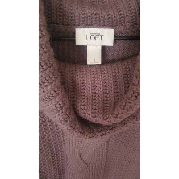 Ann Taylor LOFT Soft Alpaca Chunky Cable Knit Cowlneck Sweater - Size S - Plum - Picture 5 of 6
